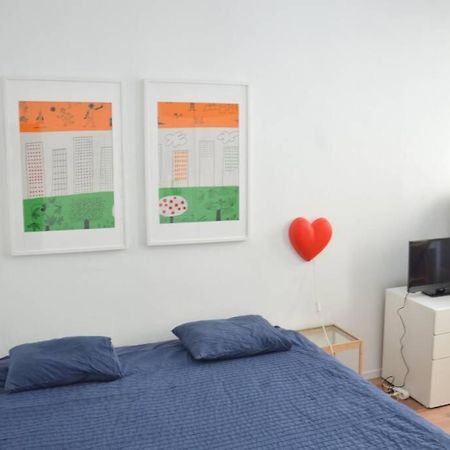 Awesome Studio In Marolles Bruxelas Exterior foto
